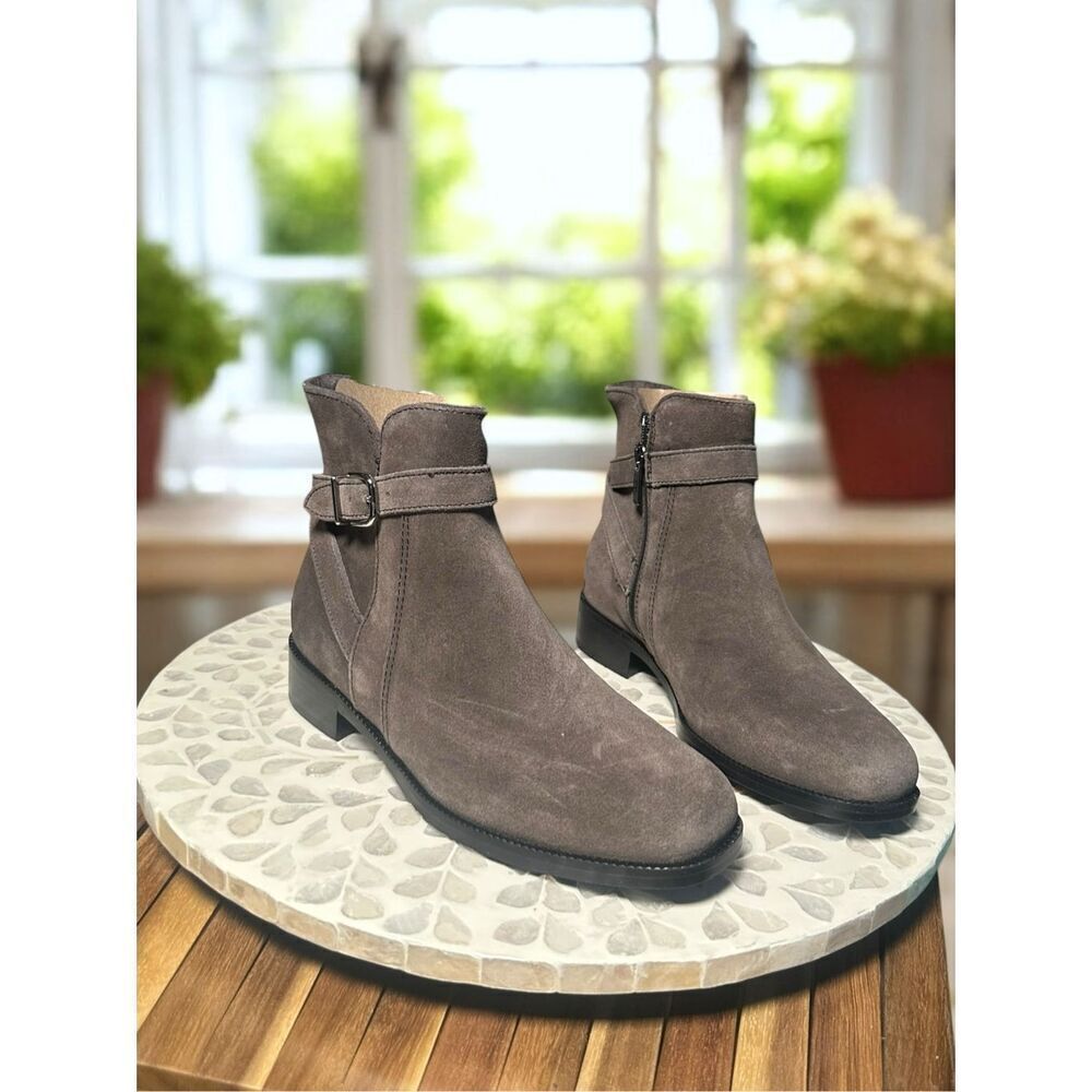 La Canadienne $595 Silvia City Dry Waterproof Suede Ankle Boots Women’s 6